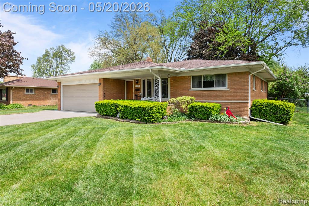 45078 Vanker Avenue, Utica, MI 48317 — Photo 6