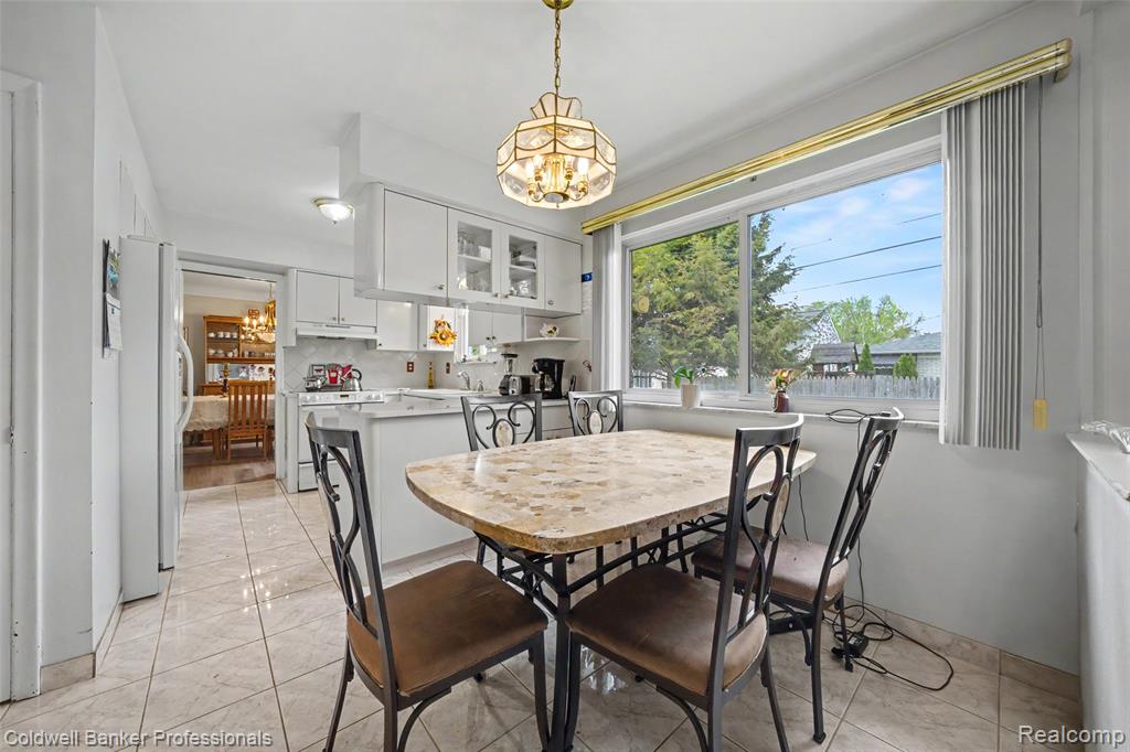 23305 N Rosedale Court, Saint Clair Shores, MI 48080 — Photo 16