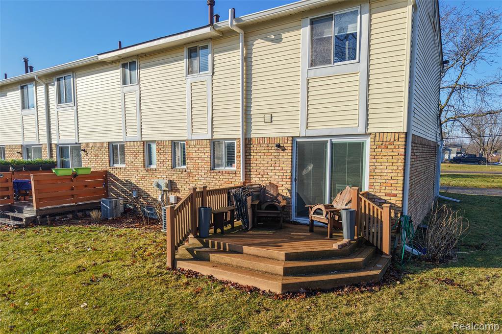715 Cape Cod, 1, South Lyon, MI 48178 — Photo 27