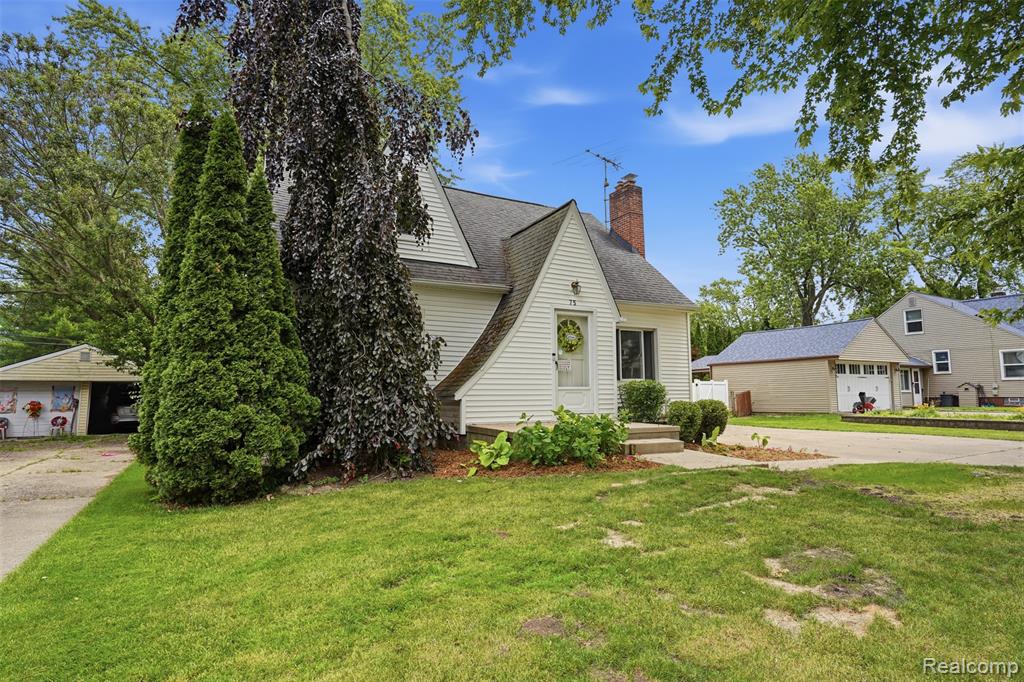 75 Preston Avenue, Waterford, MI 48328 — Photo 2