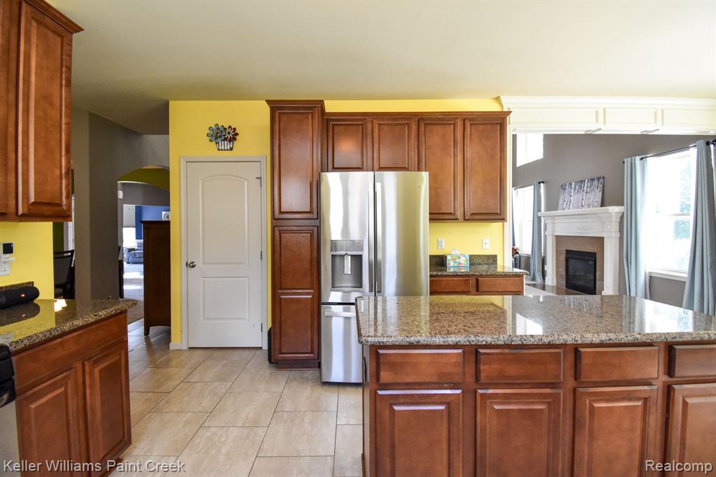51405 CAROLINE Drive, Chesterfield, MI 48047 — Photo 19