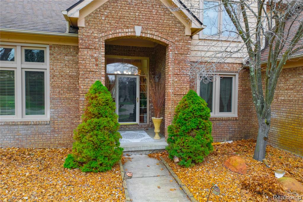 135 Great Pines Drive, Oxford, MI 48371 — Photo 3