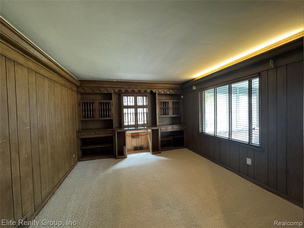 19677 Roslyn Road, Detroit, MI 48221 — Photo 9