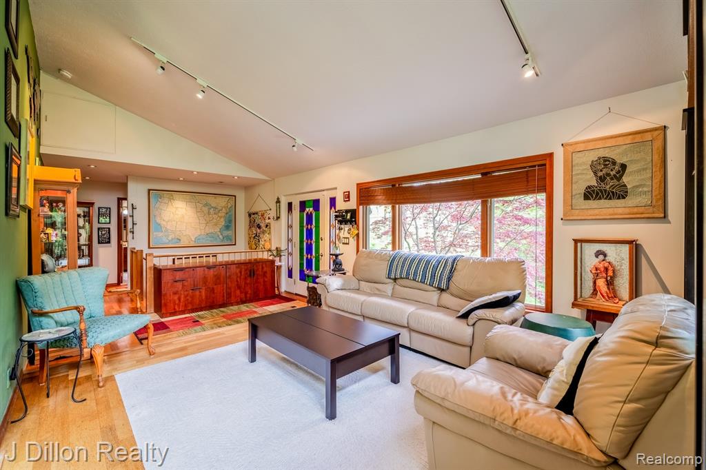 7250 Fosdick Road, Saline, MI 48176 — Photo 12