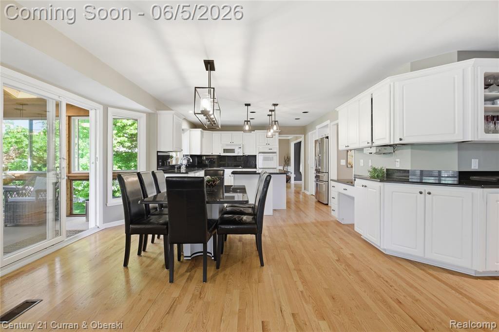 4876 Justin Lane, West Bloomfield, MI — Photo 18