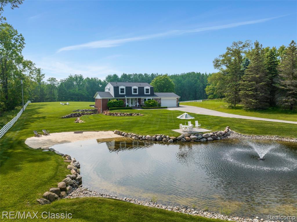 8173 Earhart Road, South Lyon, MI 48178 — Photo 3