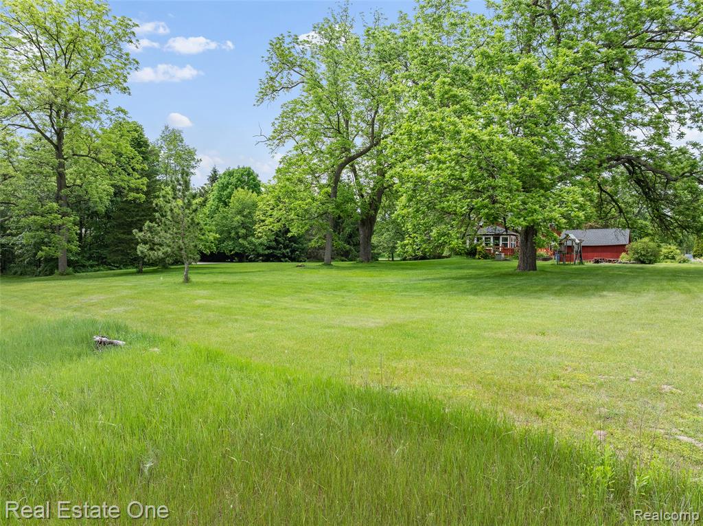 4730 Golf Club Road, Howell, MI 48843 — Photo 28
