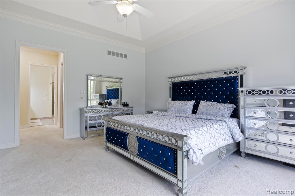 8151 ROLLING MEADOWS Drive, Canton, MI 48187 — Photo 49