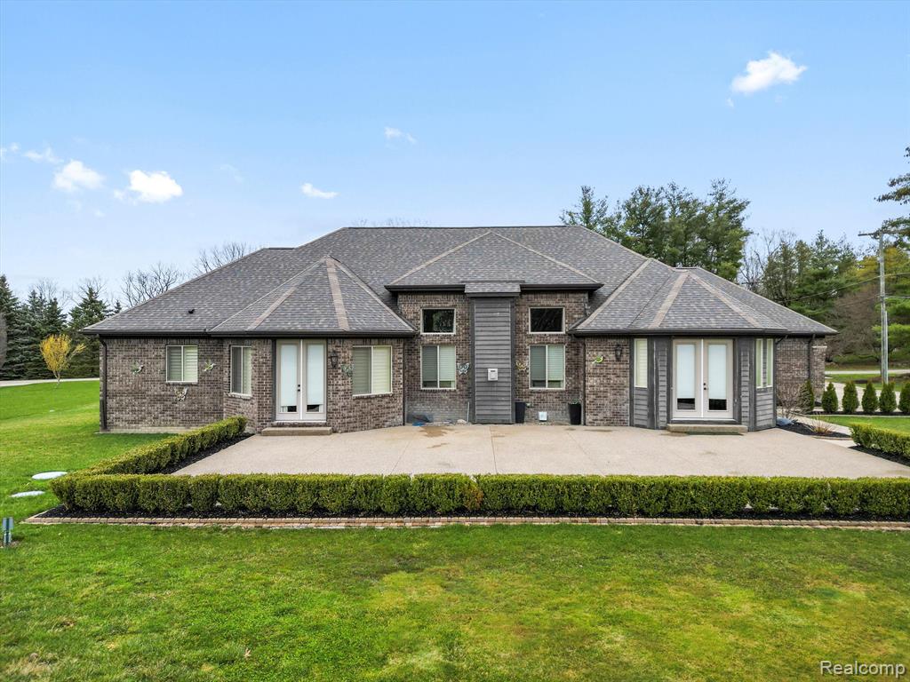 3960 HARVEST CREEK Court, Rochester, MI 48306 — Photo 56