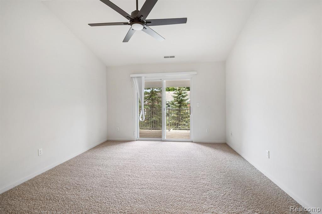 16828 DOVER Drive, Northville, MI 48168 — Photo 17