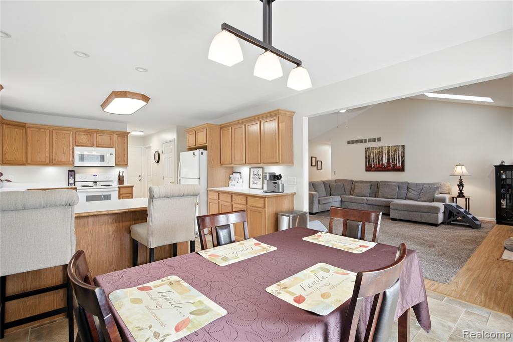 28922 Sugar Island Court, Gibraltar, MI — Photo 4