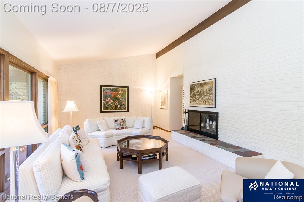 4933 Malibu Drive, Bloomfield Hills, MI 48302 — Photo 25