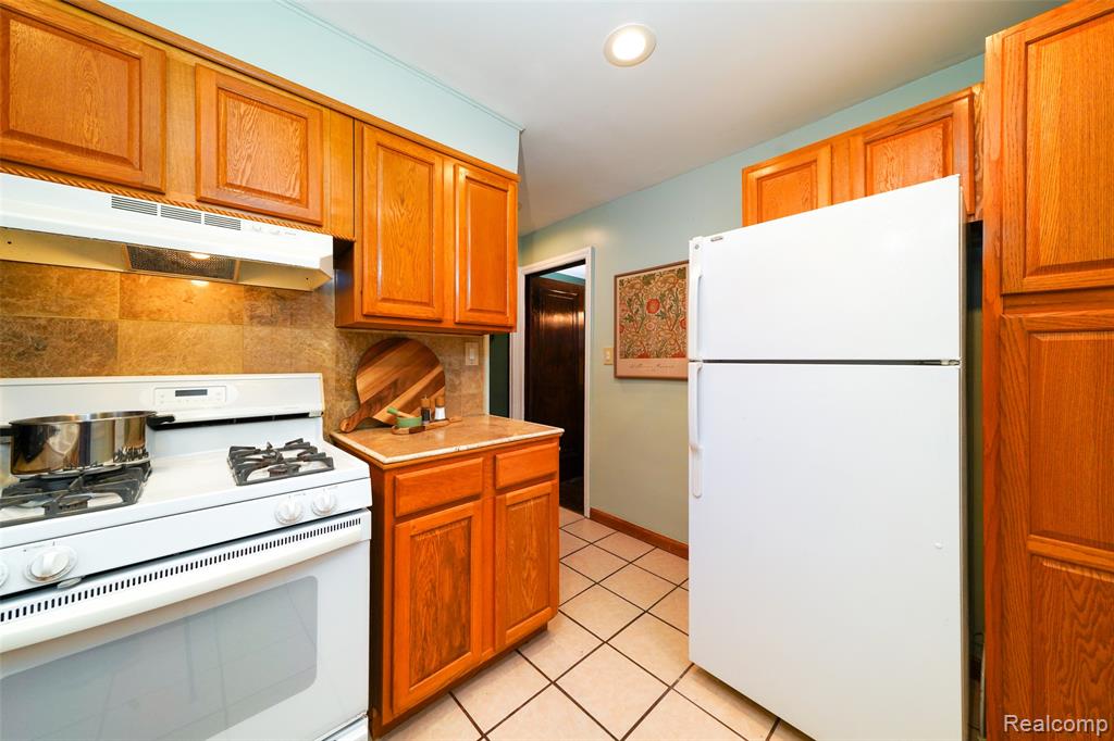 5306 Somerset Avenue, Detroit, MI 48224 — Photo 30