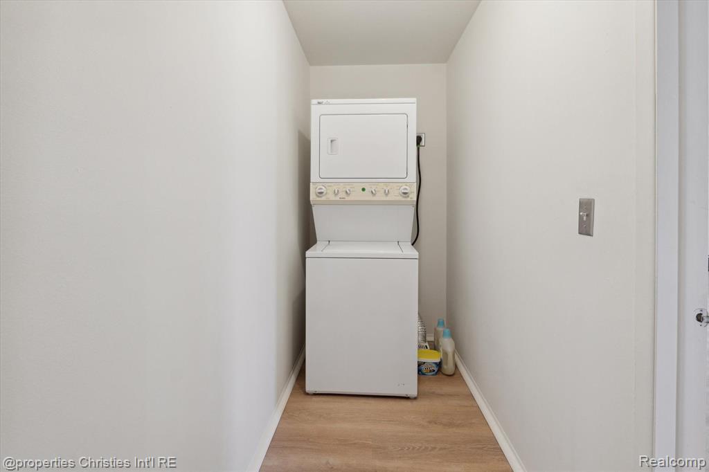 30475 W 14 MILE Road, 95, Farmington Hills, MI 48334 — Photo 12