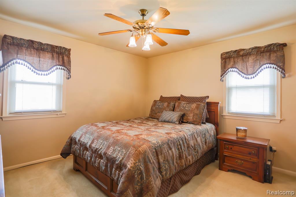 6832 Engleman, Center Line, MI 48015 — Photo 21
