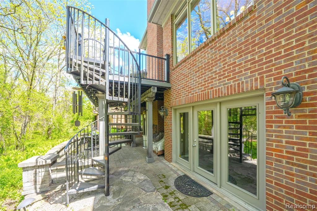 4502 Forest Edge Lane, West Bloomfield, MI 48323 — Photo 74