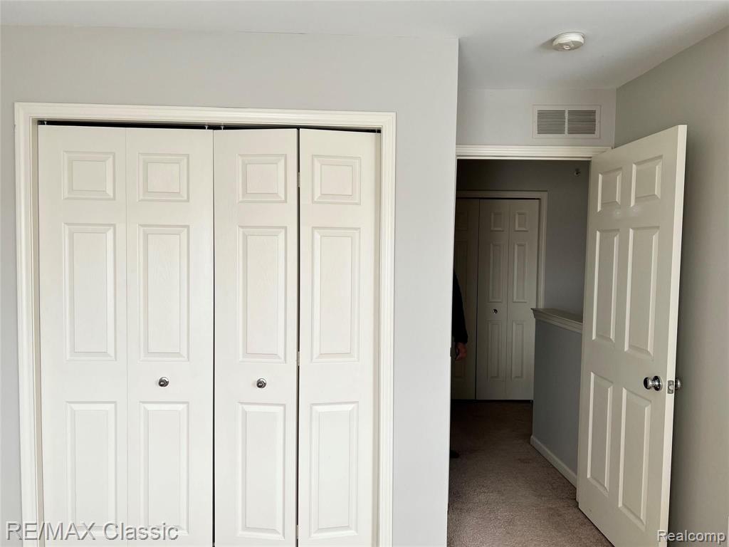 39773 ROCKCREST Circle, Northville, MI — Photo 23