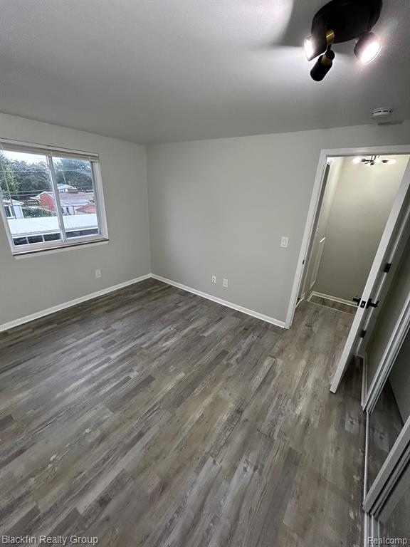 4824 MANSFIELD Avenue, Royal Oak, MI 48073 — Photo 10