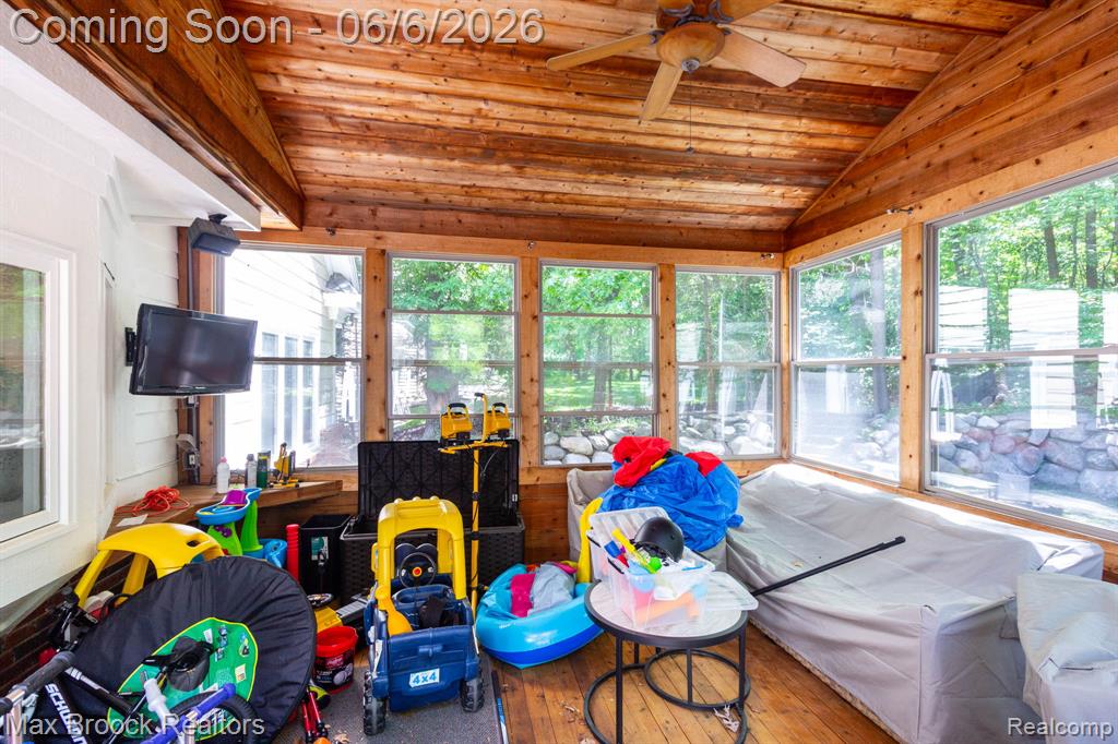 6604 College Park, Clarkston, MI — Photo 71
