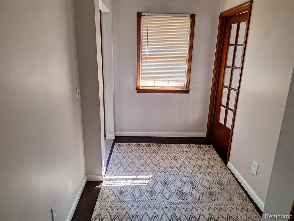 610 W 4TH Street, Royal Oak, MI 48067 — Photo 12
