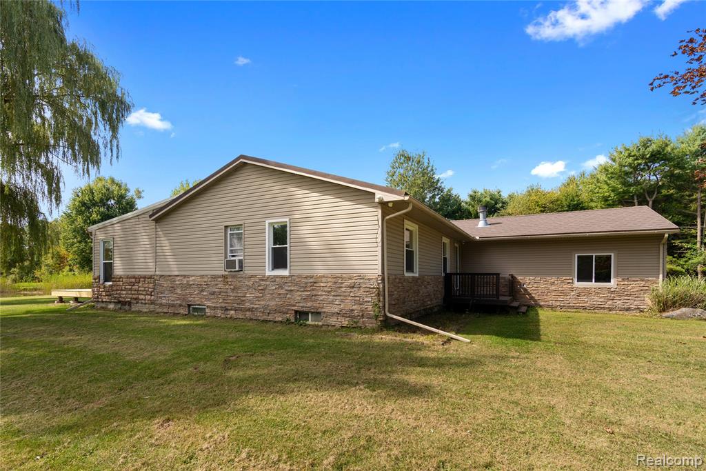 8145 Lindsey Road, Casco, MI 48064 — Photo 44