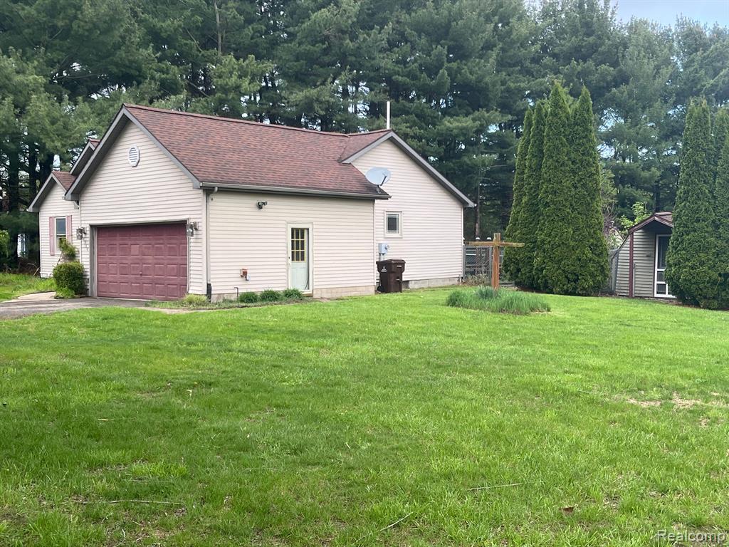 4564 LEEWARD Drive, Pleasant Lake, MI 49272 — Photo 11