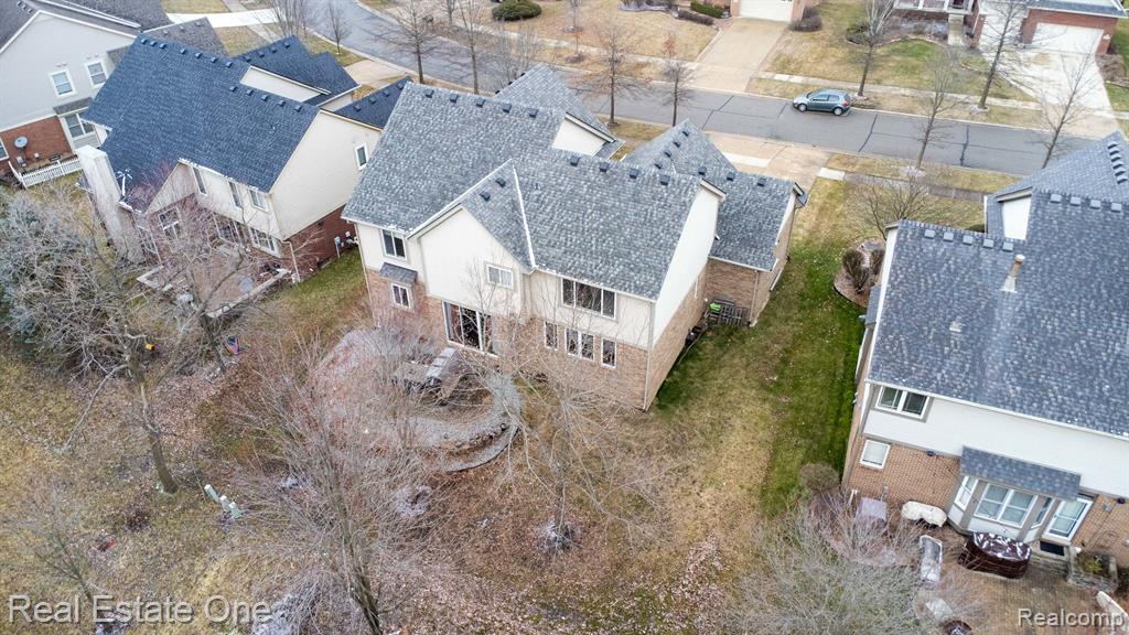 17041 ALGONQUIN Drive, Northville, MI 48168 — Photo 9