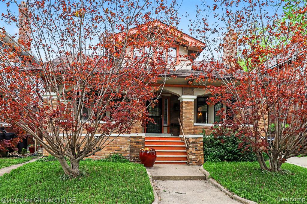 80 Glynn Court, Detroit, MI 48202 — Photo 2