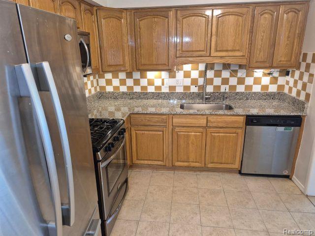 41740 Aspen Drive, Novi, MI — Photo 10
