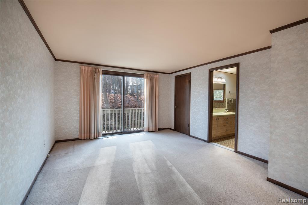 4993 Tiohero Boulevard, Clarkston, MI 48348 — Photo 33