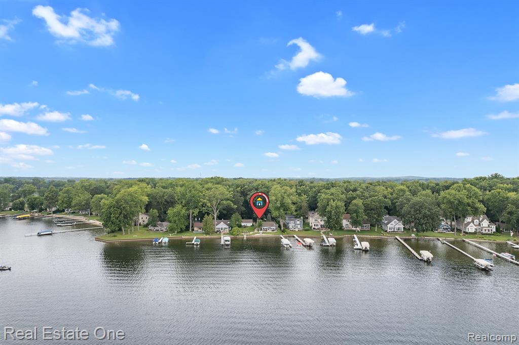 5130 EDGELAKE Drive, Pinckney, MI 48169 — Photo 18