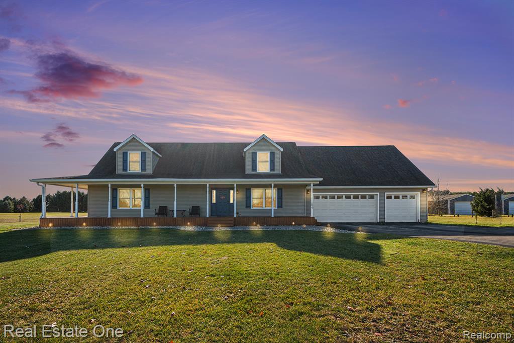 1074 Deer Valley Valley, Manchester, MI 48158 — Photo 2