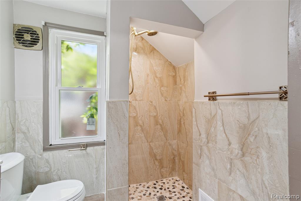 9585 Asbury Park, Detroit, MI 48227 — Photo 30