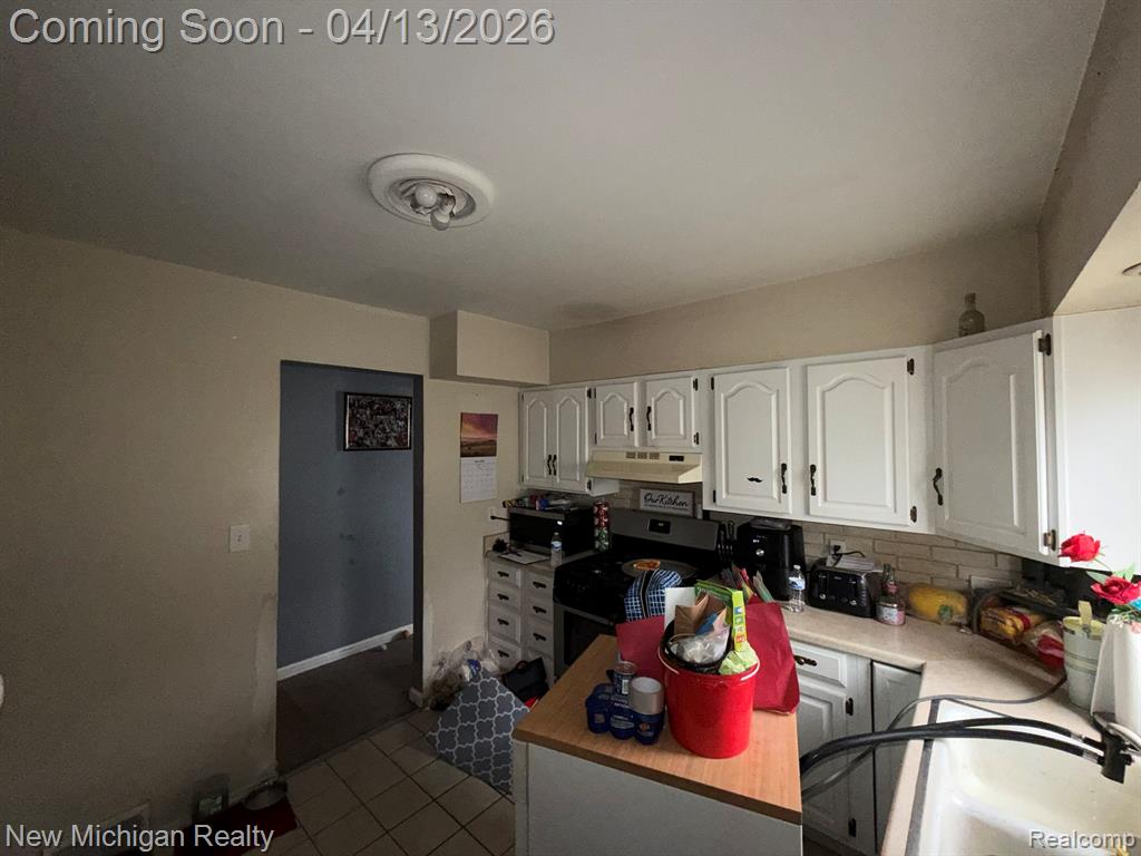 6671 Mayfair Street, Taylor, MI 48180 — Photo 23