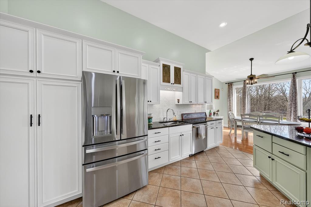 9254 Willowgate, Goodrich Vlg, MI — Photo 14