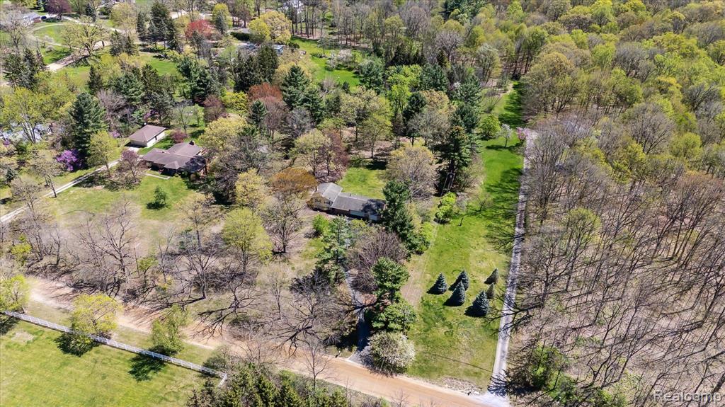 3958 NAPIER Road, Canton, MI 48187 — Photo 37