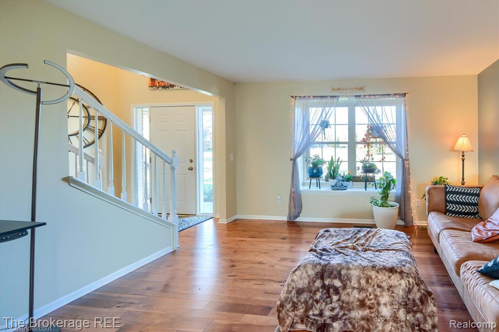 8380 Hunt Club Court, Grand Blanc, MI 48439 — Photo 22