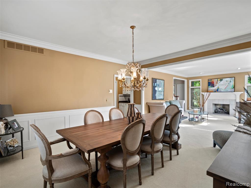 5657 Greenhill Drive, Troy, MI 48098 — Photo 15