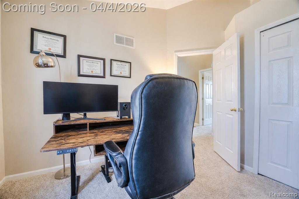 7087 Hogan Drive, Ypsilanti, MI 48197 — Photo 22