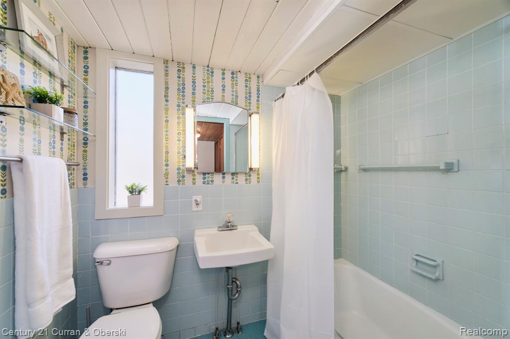 4450 W FOX FARM Road, Manistee, MI 49660 — Photo 36