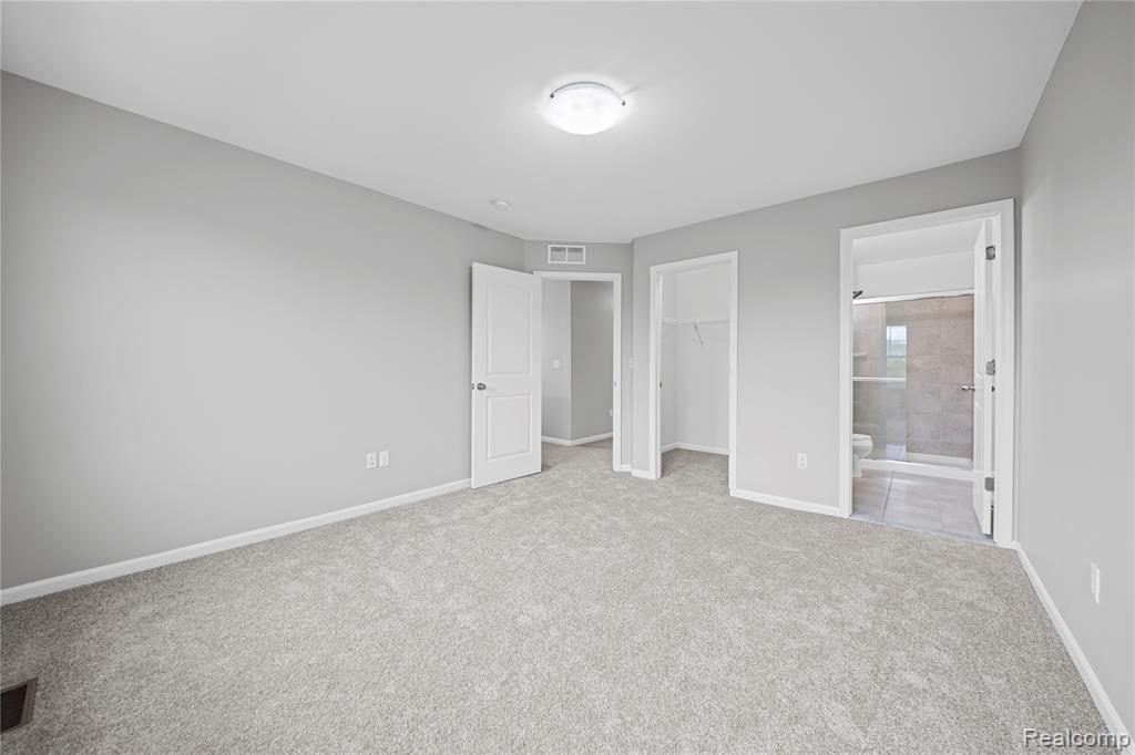 4592 Bradley Circle, Troy, MI 48085 — Photo 13