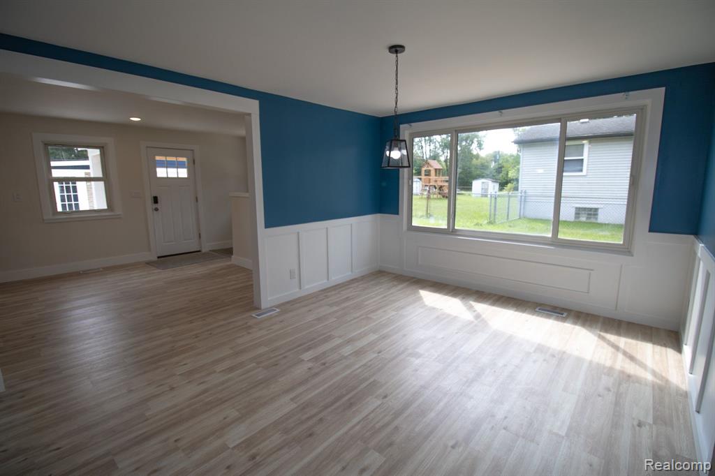 5480 OAK PARK Drive, Clarkston, MI — Photo 12