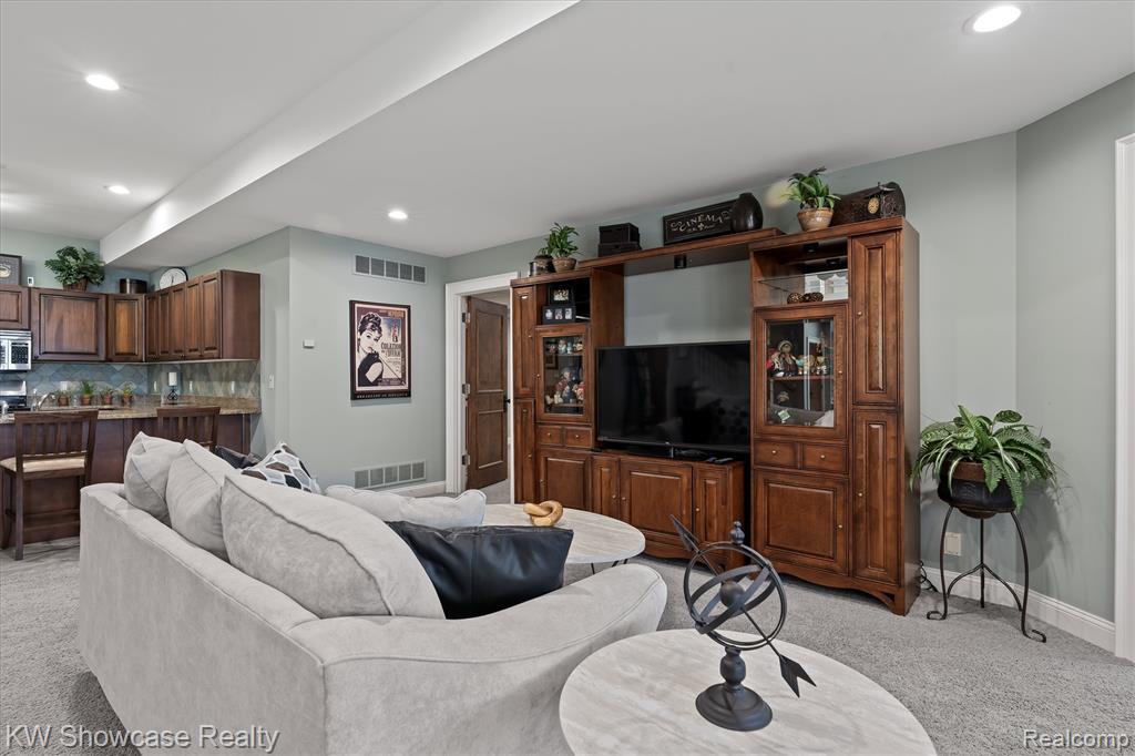 4334 Terra Ridge Drive, Milford, MI 48381 — Photo 63
