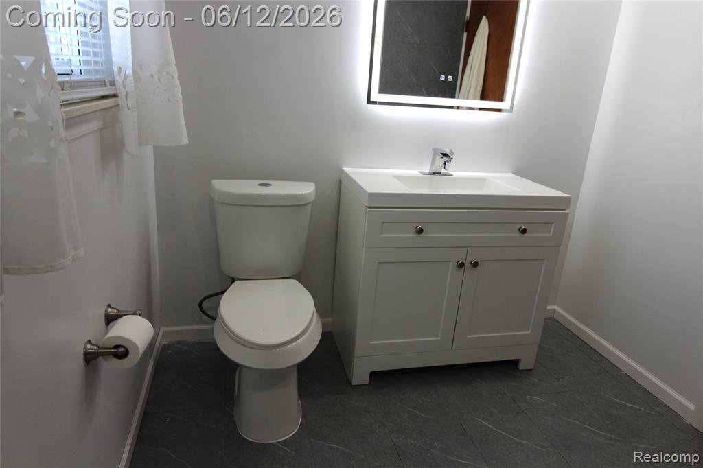 20165 Merle Court, Clinton Twp, MI 48035 — Photo 18