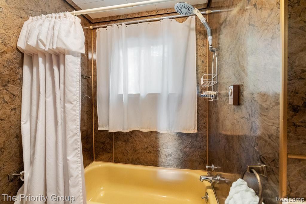 8411 INDIAN TRAIL, Millersburg, MI 49759 — Photo 13