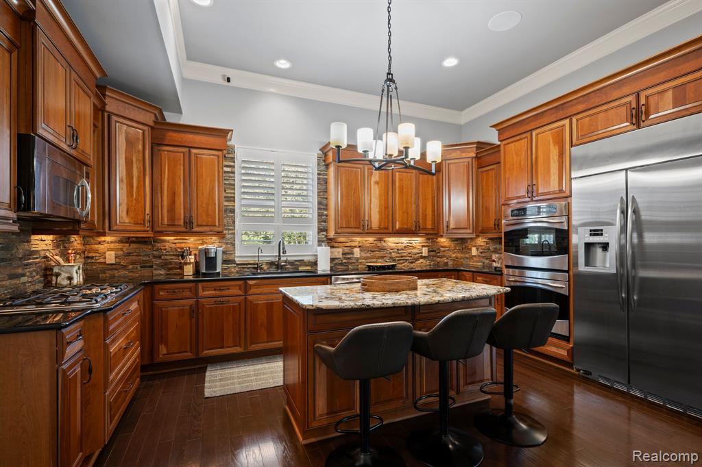 4128 BINGHAMPTON Court, Clarkston, MI 48348 — Photo 23
