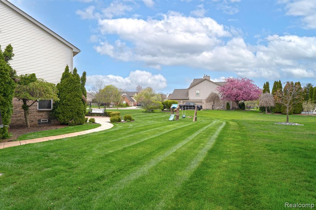 1479 HENDRIE, Canton, MI 48187 — Photo 36