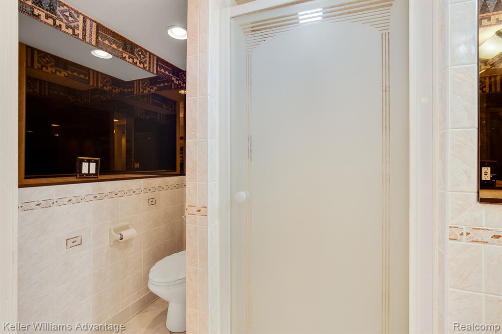 39547 CHAMPION Court, Northville, MI 48168 — Photo 35