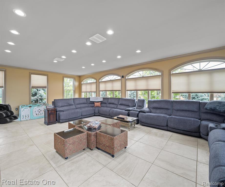 50437 TAMARACK Trail, Northville, MI 48168 — Photo 20