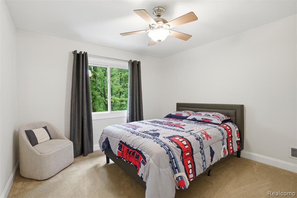 8235 Ironwood Drive, Pinckney, MI 48169 — Photo 22